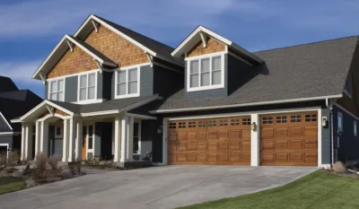 classic-wood-design-short-stockton-window-cedar-garage-door-595
